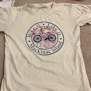 Mackinac Island bike it like it shirt